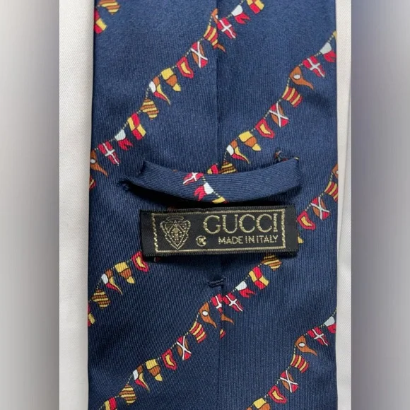 GUCCI Silk Tie - Picture 5 of 6